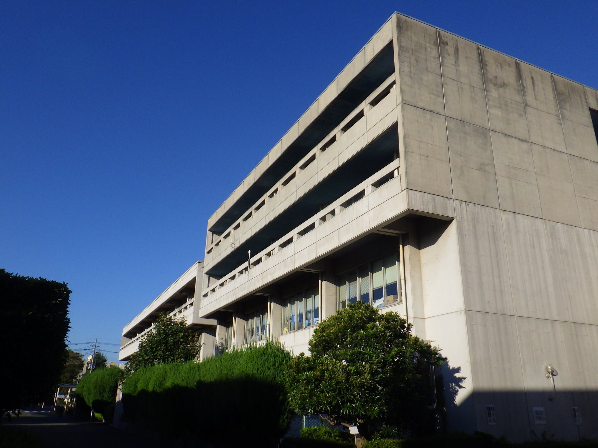 東松山市総合会館